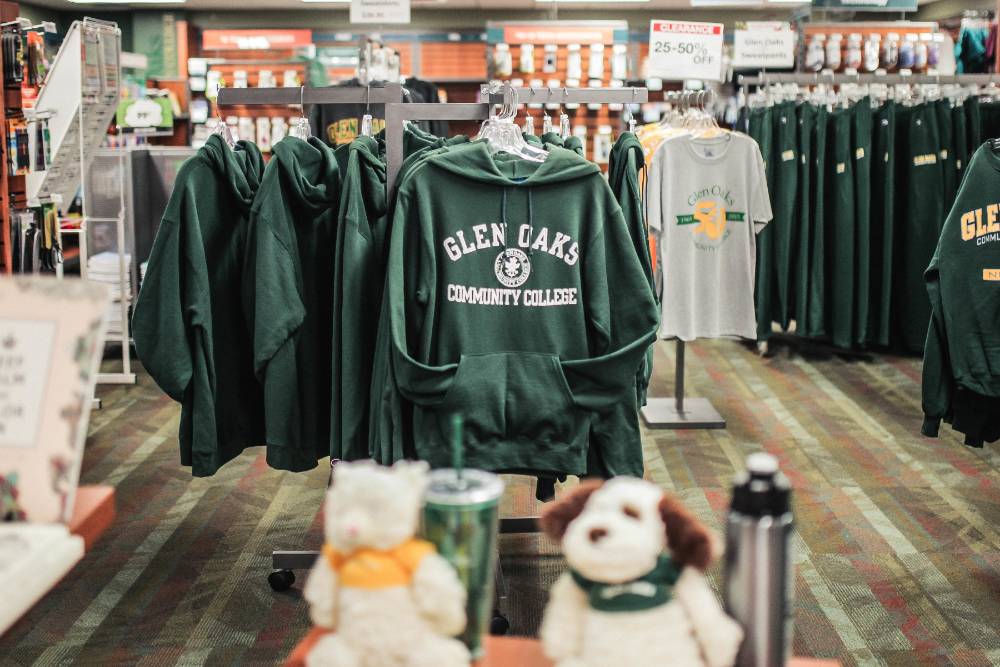 The Oaks Store - student bookstore