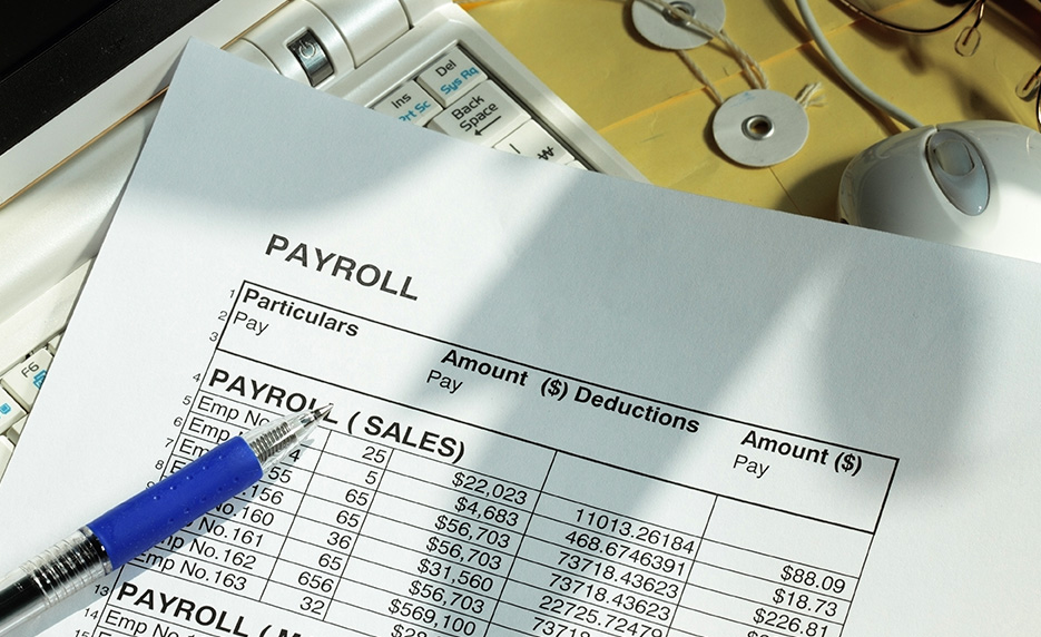 Payroll spreadsheet showing employee earnings calculations